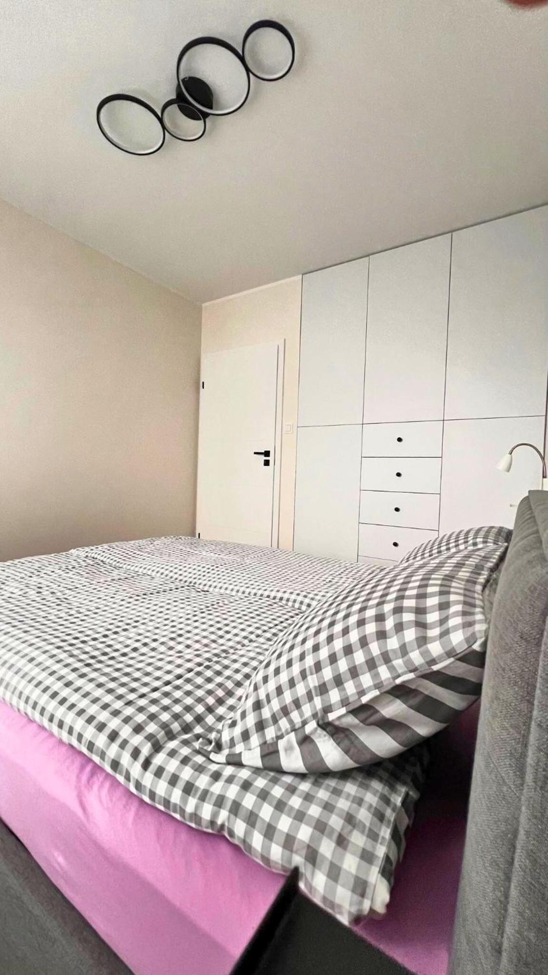 Apartament Purple Познань Екстер'єр фото
